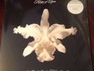 KINGS OF LEON - AHA SHAKE HEARTBREAK HMV LTD EDT  EXCLUSIVE VINYL- NEW/SEALED