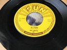 SUN RECORDS 298 - RAY SMITH - So Young/Right Behind You - 45rpm - Ex
