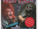 CYNDI LAUPER - THE GOONIES 'R' GOOD ENOUGH. (UK, 1985,  A 6239 + FAN CARD)