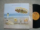 NEIL YOUNG ON THE BEACH FLOWER INSIDE GREAT COPY NM