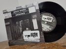 2006 ARCTIC MONKEYS WHEN THE SUN GOES DOWN 7
