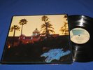 VINTAGE-1976 -THE EAGLES HOTEL CALIFORNIA-CLASSIC ROCK VINYL ALBUM LP