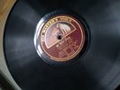 12 x GRAMOPHONE RECORDS IN HMV SLEEVE / FOLDER - VINTAGE HIS MASTERS VOICE