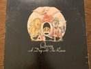 QUEEN A Day At The Races 1976 Elektra 6E-101 Sterling Inner 1st VG/VG Or Better