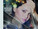 Norah Jones - Day Breaks (Deluxe Edition) [2LP] 180 Gram DOUBLE Vinyl