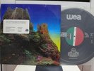 LED ZEPPELIN / HOUSES OF THE HOLY, RARE KOREA ONLY DIFF COVER LP w/INSERT NM