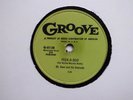 MR BEAR(aka Teddy McRae) - Peek-a-boo/The bear hug - GROOVE 0138+0125 - BLUES 78