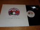 A NIGHT AT THE OPERA - QUEEN - UK EMI LABEL - GATE FOLD SLEEVE - REISSUE - 1987.