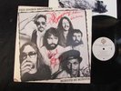 THE DOOBIE BROTHERS Minute by minute US ORIGINAL LP *SIGNED/AUTOGRAPHED*