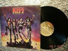 KISS  