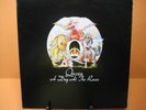 QUEEN A Day At The Races 1976 Elektra 6E-101 Sterling  EX / EX