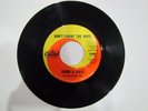 SANDI & SALLI Don't Count The Days CAPITOL 2089 45 rpm SUNSHINE PSYCH POP