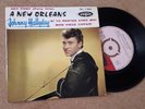 EP JOHNNY HALLYDAY     A New Orleans   AVEC centreur