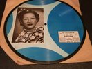 KIM   LONE  TAY SON  CHIEN SU     25 CM   VINYL SATURNE