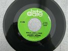 JOHNNY MOORE Walk Like A Man/It's Just My Way 1972 DATE 2-1562 7