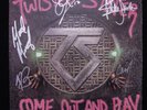 Twisted Sister SIGNED Come Out and Play LP Snider French Ojeda Pero Mendoza