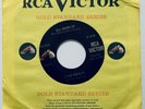 ELVIS PRESLEY- DOG ON SIDE USA GOLD,STANDARD SERIES SINGLE