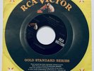 ELVIS PRESLEY- DOG ON SIDE USA GOLD,STANDARD SERIES SINGLE