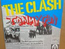 THE CLASH TOMMY GUN / 1 2 CRUSH ON YOU OG UK STEREO CBS 7