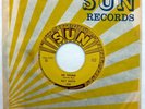 RAY SMITH 45 So Young/Right Behind You Baby SUN rockabilly VG++ lc585