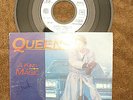 QUEEN A KIND OF MAGIC / HIGHLANDER  French issue EX  201167