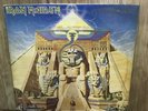 Iron Maiden ?– Powerslave (EMI-25802- 1984) Vinyl LP