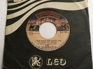 KISS EL SALVADOR  SINGLE 7” 45 IWMFLY/HARD TIMES WITH  LEO DISCOS SLEEVE