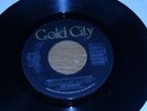 SOUL, LIZ HOGUE.  DREAM LOVER  /  BOTH SIDES.  VG+.