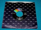 nos : OLIVIA NEWTON-JOHN 