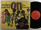 MILES DAVIS On The Corner COLUMBIA LP VG++/VG+ gatefold  
