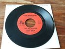 DOBIE GRAY - OUT ON THE FLOOR / NO ROOM TO CRY - CHARGER RECORDS Northern Soul