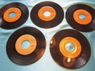 5 - ELVIS PRESLEY 45 RPM RECORDS ON RCA RECORD LABEL