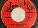 TOMMY MCCOOK - DON ON BOND STREET - TREASURE ISLE ( ROCKSTEADY INST 7 )