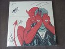 QUEENS OF THE STONE AGE - Villains 2 x LP SIGNED BY THE BAND Mint