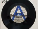 Wings-London Town/I'm Carrying 7