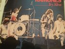 RAMONES 