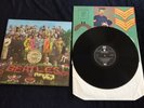 THE BEATLES Record SGT. PEPPER'S LONELY HEARTS CLUB BAND PARLOPHONE PCS 7027 NM