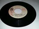 DUKE REID/THE LOVE THAT A WOMAN CAN GIVE TO A MAN - PHILLIS DILLON [R/STEADY] 7