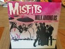 Misfits ?– Walk Among Us (LP) first pressing, insert, punk masterpiece, NM