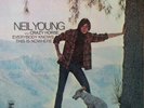 NEIL YOUNG - EVERYBODY KNOWS THIS IS NOWHERE - NEAR MINT