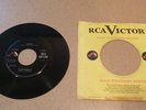 Elvis Presley: Ain't That Loving You Baby / Ask Me / 45 Rpm  RARE 447-0649