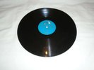 ELVIS  PRESLEY /PARALYZED/WHEN MY  BLUE  MOON  TURNS  TO  GOLD   HMV POP378