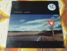 PEARL JAM YIELD LIMITED COLORED VINYL LP MINT NEUF