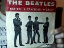 $ALE*  The BEATLES SHE LOVES YOU 1963 SWAN S-4152 BLK LBL 45 RPM W/PIC SLEEVE VG