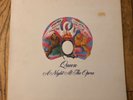QUEEN “A Night At The Opera” ELEKTRA RECORDS 7E-1053 (1975) VG+/VG+