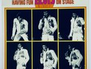 ELVIS PRESLEY- USA HARD TO FIND DOG NEAR TOP LABEL FUN ON STAGE.