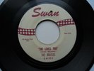 BEATLES 45 ' SHE LOVES YOU ' U.S. SWAN 4152 RED / WHITE LABEL - THICK VINYL