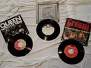 Konvolut von 22 Singles 60er/70er  u. a. Sex Pistols, Queen, Steppenwolf, Cream 