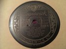 JUDY GARLAND : (Somewhere) OVER THE RAINBOW  /  THE JITTERBUG.  UK.78.rpm (1939)