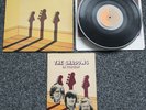 THE SHADOWS 20 GOLDEN GREATS LP + * RARE 1978 CONCERT TOUR BOOKLET * EXCELLENT